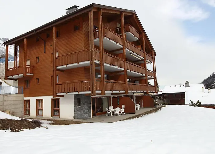 Fenestral R01 By Interhome オヴロナ