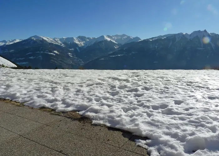 Fenestral R01 By Interhome アパート オヴロナ